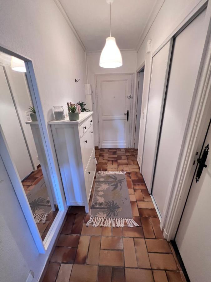 Sympathique Studio En Rez De Jardin Dans Residence 耶尔 外观 照片