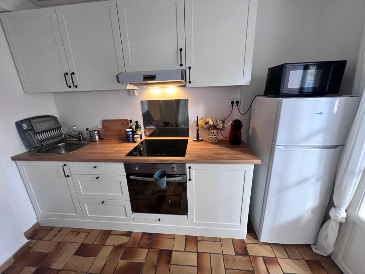 Sympathique Studio En Rez De Jardin Dans Residence 耶尔 外观 照片